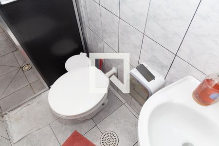 Casa à venda com 76m², 3 quartos e 1 vaga Casa à venda com 76m², 3 quartos e 1 vagaBanheiro