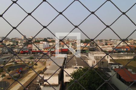 Vista janela da sala de apartamento para alugar com 1 quarto, 27m² em Jardim Itacolomi, São Paulo