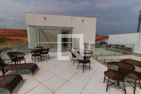 Casa à venda com 600m², 7 quartos e 4 vagas Casa à venda com 600m², 7 quartos e 4 vagasTerraço