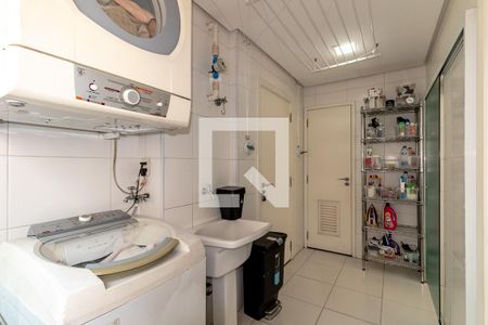 Apartamento à venda com 162m², 3 quartos e 3 vagas Apartamento à venda com 162m², 3 quartos e 3 vagasÁrea de Serviço