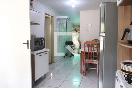 Casa à venda com 160m², 2 quartos e 2 vagasCozinha