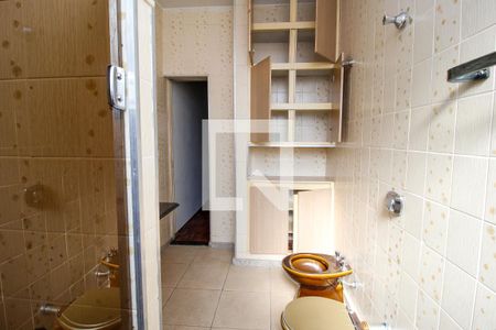 Casa à venda com 277m², 4 quartos e 4 vagasBanheiro