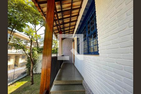 Casa à venda com 277m², 4 quartos e 4 vagasÁrea Externa