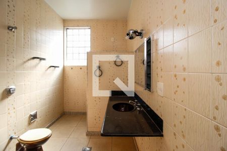 Casa à venda com 277m², 4 quartos e 4 vagasSuíte