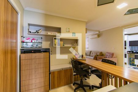 Casa à venda com 95m², 2 quartos e 1 vagaEscritório