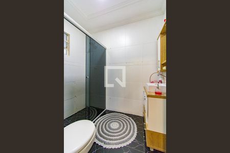 Casa à venda com 95m², 2 quartos e 1 vagaBanheiro do Quarto 1