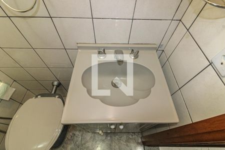 Apartamento à venda com 76m², 2 quartos e 2 vagas Apartamento à venda com 76m², 2 quartos e 2 vagasBanheiro Social