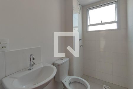 Banheiro de apartamento à venda com 2 quartos, 41m² em Jardim Esmeraldina, Campinas