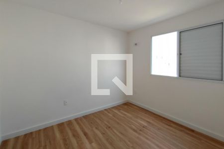 Sala de apartamento à venda com 2 quartos, 41m² em Jardim Esmeraldina, Campinas