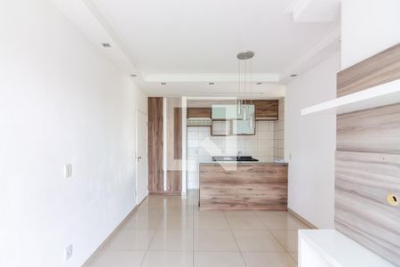 Sala  de apartamento para alugar com 2 quartos, 58m² em Umuarama, Osasco