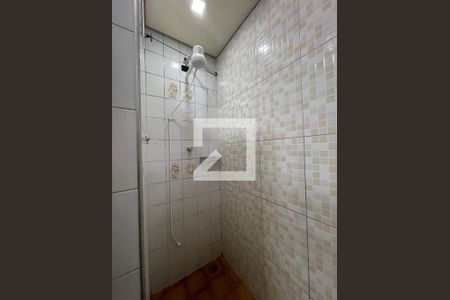 Casa à venda com 370m², 5 quartos e 4 vagas Casa à venda com 370m², 5 quartos e 4 vagasBanheiro 2