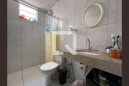 Casa à venda com 370m², 5 quartos e 4 vagas Casa à venda com 370m², 5 quartos e 4 vagasBanheiro 3