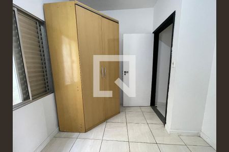 Casa à venda com 370m², 5 quartos e 4 vagas Casa à venda com 370m², 5 quartos e 4 vagasQuarto 2