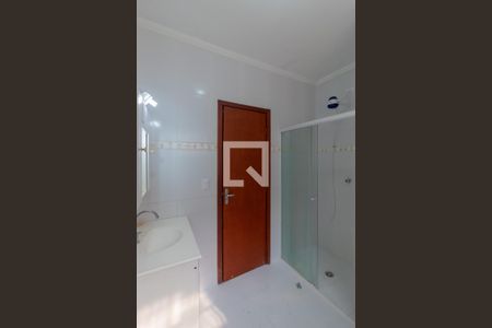 Casa à venda com 160m², 2 quartos e 2 vagas Casa à venda com 160m², 2 quartos e 2 vagasBanheiro Social