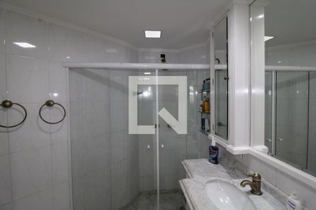 Apartamento à venda com 425m², 5 quartos e 7 vagasQuarto 3 - Banheiro