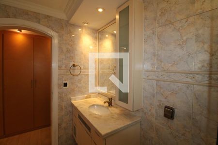 Apartamento à venda com 425m², 5 quartos e 7 vagasQuarto 4 - Banheiro