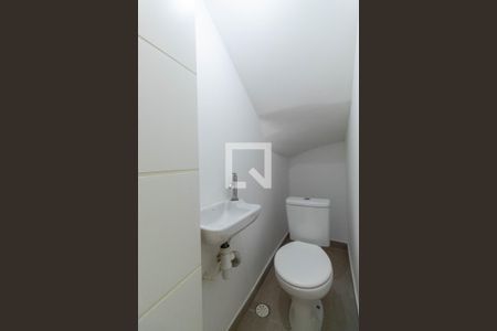 Casa à venda com 102m², 3 quartos e 2 vagas Casa à venda com 102m², 3 quartos e 2 vagasLavabo