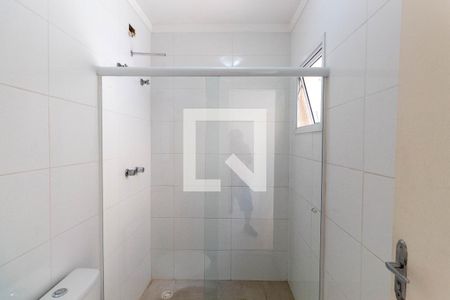 Casa à venda com 102m², 3 quartos e 2 vagas Casa à venda com 102m², 3 quartos e 2 vagasBanheiro 2