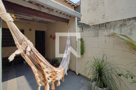 Casa de condomínio à venda com 97m², 2 quartos e 1 vaga Casa de condomínio à venda com 97m², 2 quartos e 1 vagaQuintal