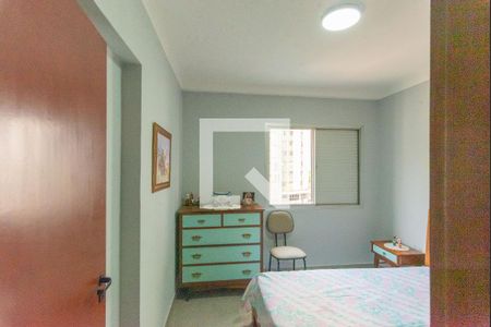 Apartamento à venda com 177m², 3 quartos e 1 vaga Apartamento à venda com 177m², 3 quartos e 1 vagaQuarto 2