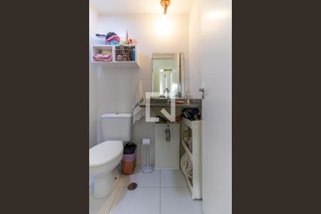 Apartamento à venda com 58m², 2 quartos e 1 vaga Apartamento à venda com 58m², 2 quartos e 1 vagaBanheiro Social