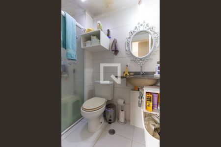 Apartamento à venda com 58m², 2 quartos e 1 vaga Apartamento à venda com 58m², 2 quartos e 1 vagaBanheiro da Suíte