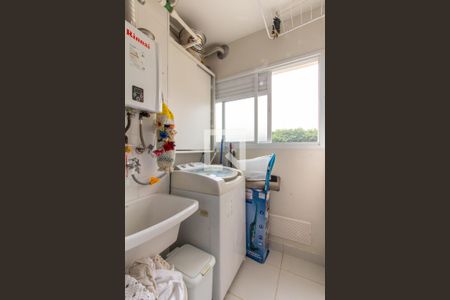 Apartamento à venda com 58m², 2 quartos e 1 vaga Apartamento à venda com 58m², 2 quartos e 1 vagaÁrea de Serviço