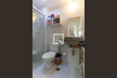 Apartamento à venda com 58m², 2 quartos e 1 vaga Apartamento à venda com 58m², 2 quartos e 1 vagaBanheiro Social