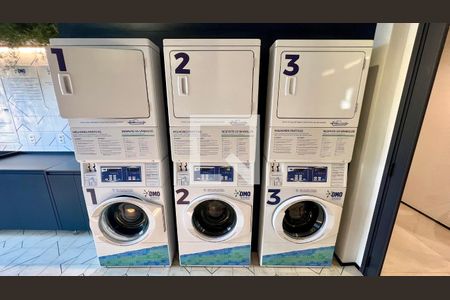 Studio para alugar com 18m², 1 quarto e sem vaga Studio para alugar com 18m², 1 quarto e sem vagaLavanderia