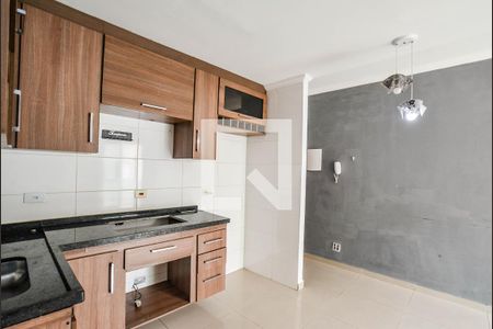 Apartamento à venda com 96m², 2 quartos e 1 vaga Apartamento à venda com 96m², 2 quartos e 1 vagaCozinha e Área de Serviço