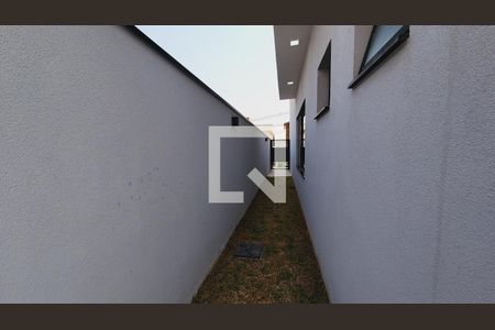 Casa de condomínio à venda com 211m², 3 quartos e 2 vagasÁrea Externa