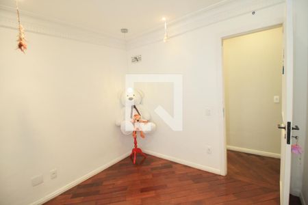 Apartamento à venda com 220m², 4 quartos e 4 vagas Apartamento à venda com 220m², 4 quartos e 4 vagasQuarto 3