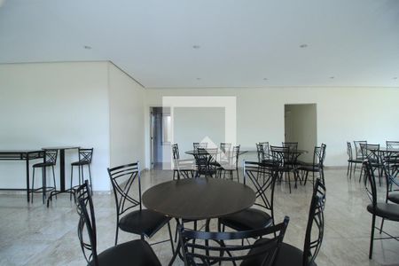 Apartamento à venda com 220m², 4 quartos e 4 vagas Apartamento à venda com 220m², 4 quartos e 4 vagasÁrea comum