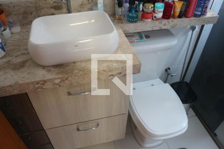 Apartamento à venda com 81m², 3 quartos e 1 vagaBanheiro da Suíte 1