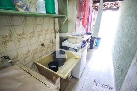 Casa à venda com 170m², 3 quartos e 3 vagas Casa à venda com 170m², 3 quartos e 3 vagasÁrea de Serviço