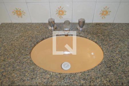 Apartamento à venda com 94m², 2 quartos e 2 vagasBanheiro da Suíte