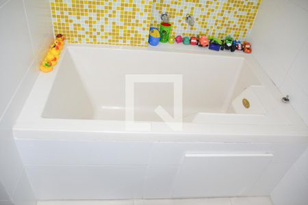 Apartamento à venda com 237m², 3 quartos e 3 vagasBanheiro Suite 2