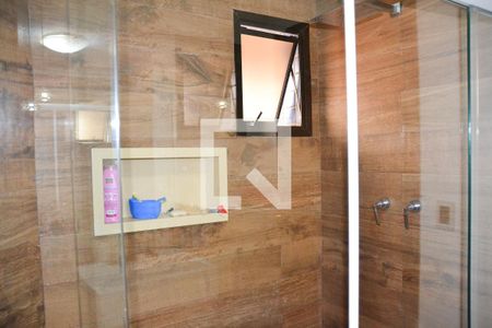 Apartamento à venda com 237m², 3 quartos e 3 vagasBanheiro Suite 1