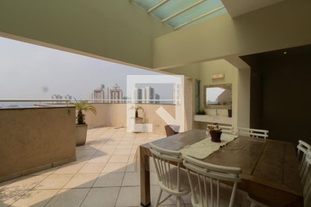 Apartamento à venda com 190m², 3 quartos e 4 vagas Apartamento à venda com 190m², 3 quartos e 4 vagasCobertura