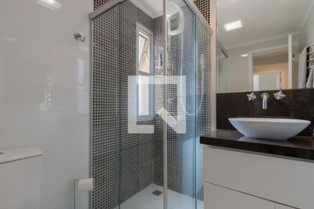 Apartamento à venda com 190m², 3 quartos e 4 vagas Apartamento à venda com 190m², 3 quartos e 4 vagasBanheiro