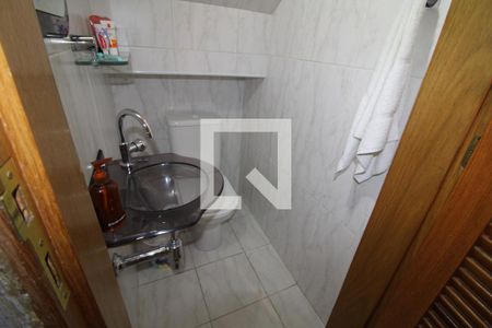 Casa à venda com 130m², 3 quartos e 1 vagaLavabo