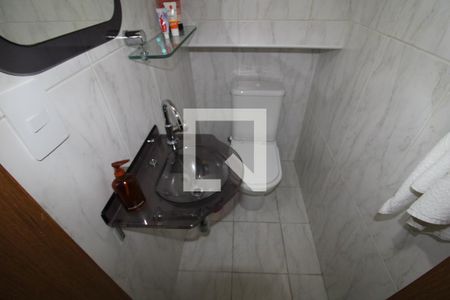 Casa à venda com 130m², 3 quartos e 1 vagaLavabo