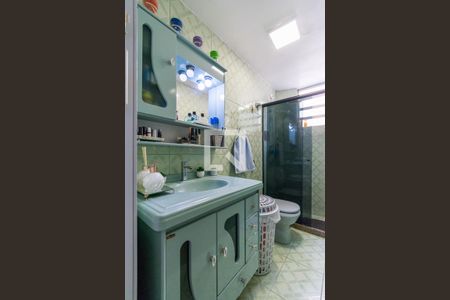 Apartamento à venda com 70m², 2 quartos e 1 vaga Apartamento à venda com 70m², 2 quartos e 1 vagaBanheiro