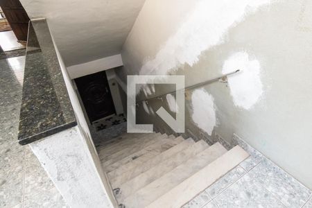 Apartamento à venda com 70m², 2 quartos e 1 vaga Apartamento à venda com 70m², 2 quartos e 1 vagaÁrea comum - Escadas