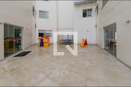 Apartamento à venda com 234m², 4 quartos e 3 vagas Apartamento à venda com 234m², 4 quartos e 3 vagasÁrea comum