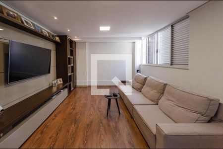 Apartamento à venda com 234m², 4 quartos e 3 vagas Apartamento à venda com 234m², 4 quartos e 3 vagasSala 3