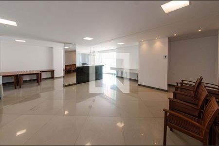Apartamento à venda com 234m², 4 quartos e 3 vagas Apartamento à venda com 234m², 4 quartos e 3 vagasÁrea comum