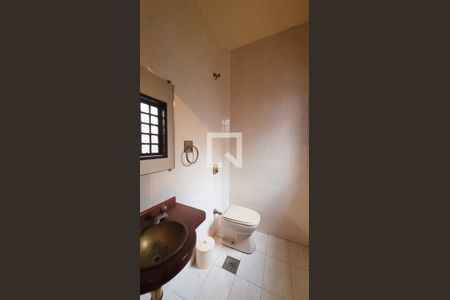 Casa à venda com 230m², 3 quartos e 4 vagas Casa à venda com 230m², 3 quartos e 4 vagasLavabo