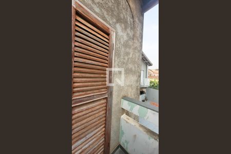 Casa à venda com 230m², 3 quartos e 4 vagas Casa à venda com 230m², 3 quartos e 4 vagasVaranda do Quarto