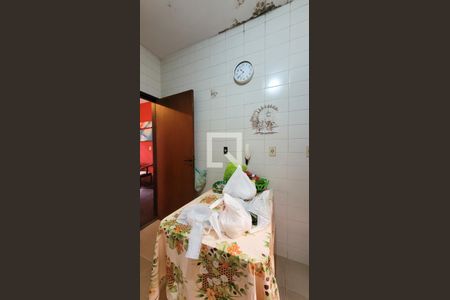 Casa à venda com 230m², 3 quartos e 4 vagas Casa à venda com 230m², 3 quartos e 4 vagasCozinha